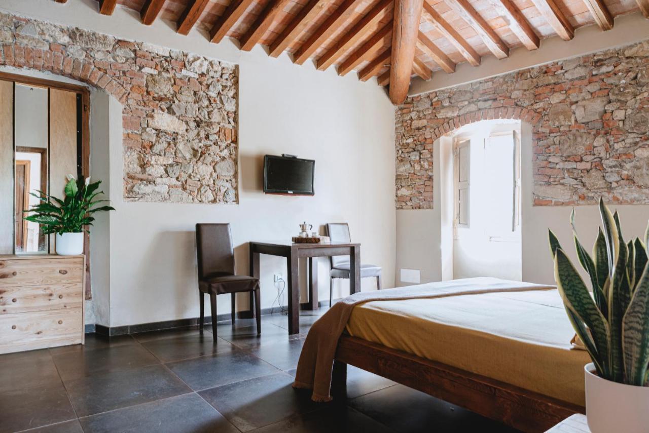 Un Angelo Alla Mia Tavola Sarzana Luaran gambar